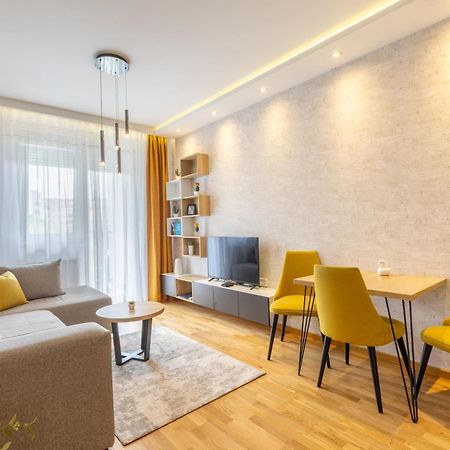 Arena Big Luxury Apartments Novi Sad Exteriör bild